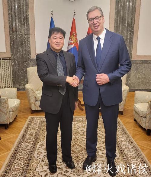 多特小将科尔-坎贝尔与中日德洽谈转会事宜 多特小将科尔-坎贝尔与中日德洽谈转会事宜